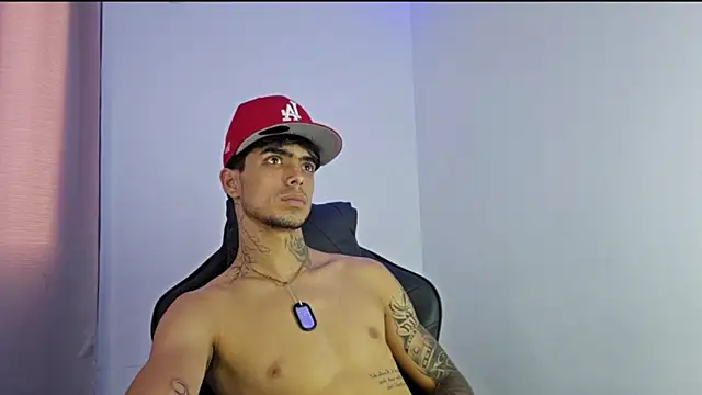 Вебкам-шоу MIGUEL_AGUIRRECA