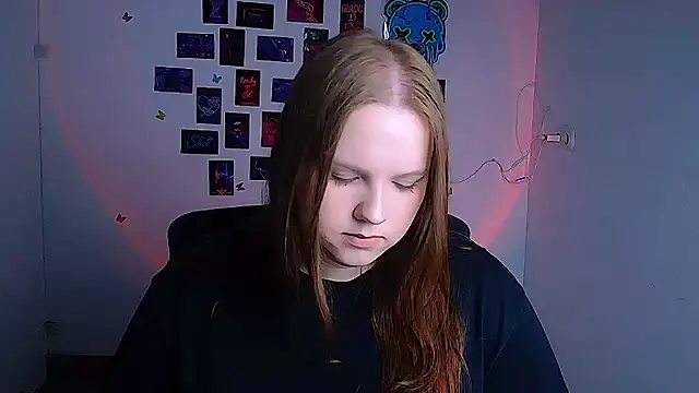 Kitty_Mia_Kitty: онлайн-секс-чат
