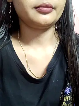 Wild-janvi's Live XXX Chat