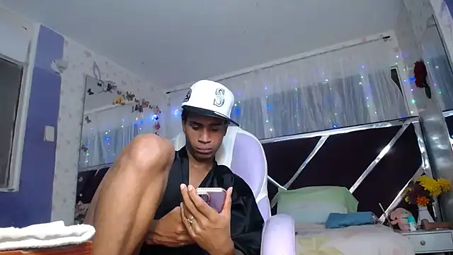 Santy_bigcock_01 Webcamshow