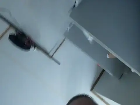 Bi_curious86's Webcam Show