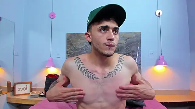 James-06's Live XXX Chat