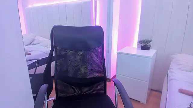 laura_scott_ élő XXX-chatje