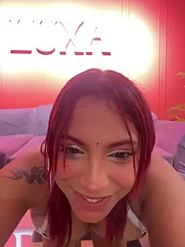 GiaRedd Chat XXX live