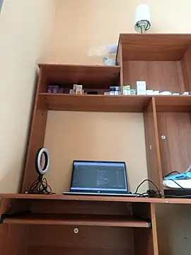 Ally-cutee webkamerás műsora