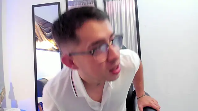 Tommas_Jhonson 网络视讯表演