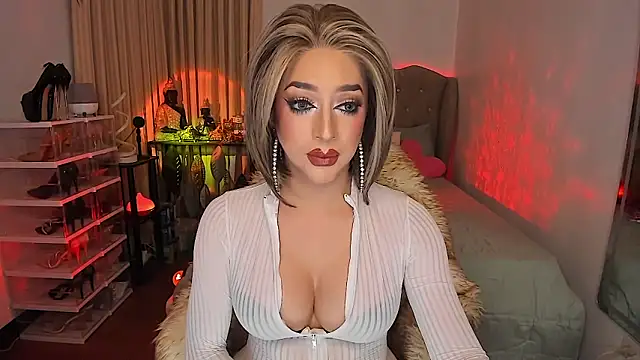 GoddessTransContessa's Webcam Show
