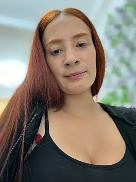 XXX chat uživo modela Samyra_Biker12