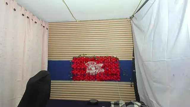 rosse_2504 élő XXX-chatje