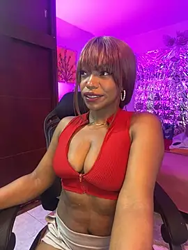 SaraYedid17 Adlı Modelin Canlı XXX Sohbeti