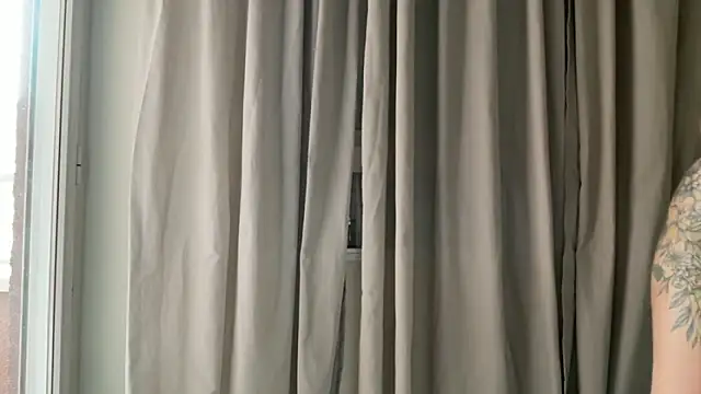 Živý XXX chat Lana_inked
