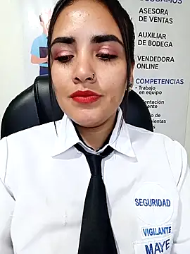 MAYE__13 – Live XXX-chat