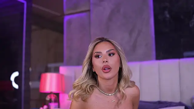 SelenaFrost Chat XXX live