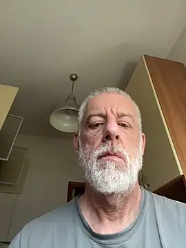 Онлайн чат XXX PierRiminiX