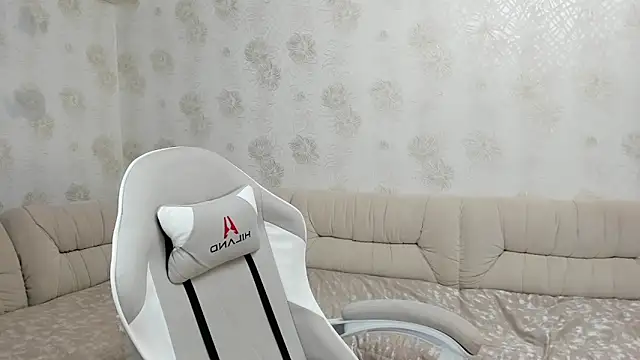 Madison_dolly élő XXX-chatje