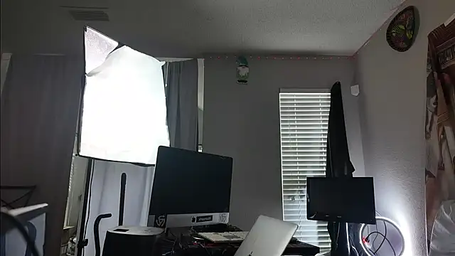 Živý XXX chat Triggerhappycj100