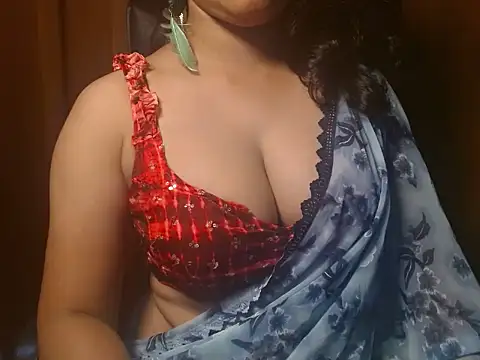 HOT-PAYAL Adlı Modelin Canlı XXX Sohbeti