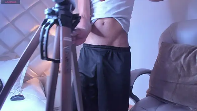 Marco_deluxe Webcam Show