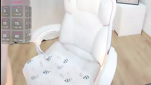 Sweet-Shuna 现场XXX聊天