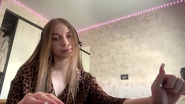 Sonya_Solnarima Adlı Modelin Canlı XXX Sohbeti