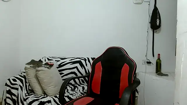 angelamarie1 在線直播表演