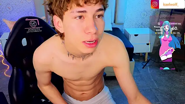 Webkamerová show kaelwolf_tay
