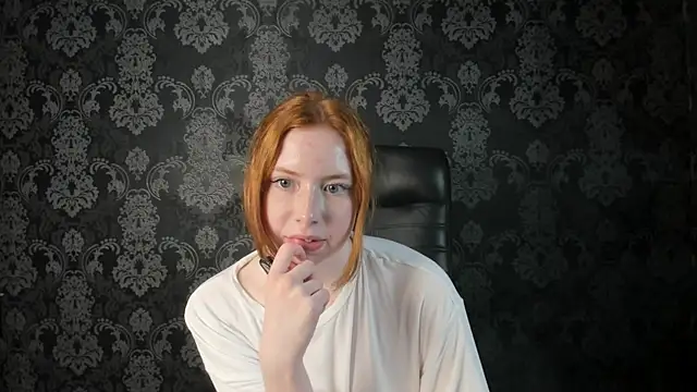 OhMyStella Adlı Modelin Canlı XXX Sohbeti