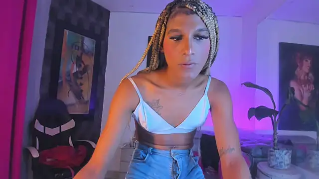 Pertunjukan Kamera Web Ciara_HotTs