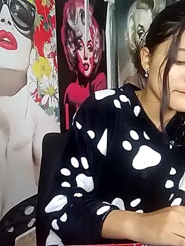 Sweet_Innocence_ webkamerás műsora