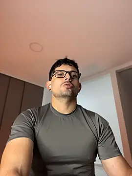 TroyeSavage 网络视讯表演