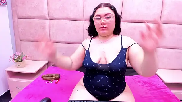 Sweet_Nova_'s Live XXX Chat
