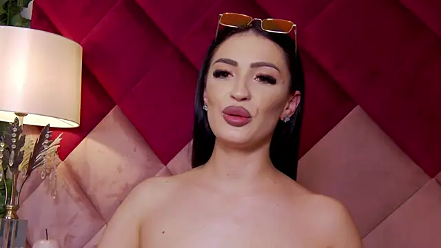 Czat XXX na żywo – VictoriaLanes