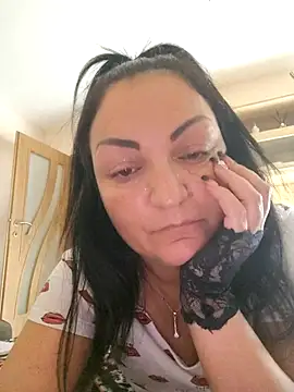 Chat +18 de LunaMoonlira ao vivo