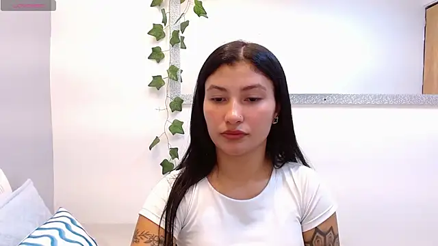 louis_k Chat XXX live