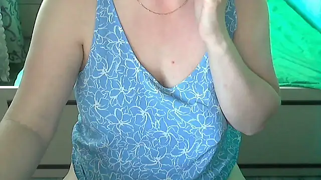 Supermilfo4ka live XXX chat