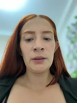 Chat XXX en directo de Samyra_Biker12