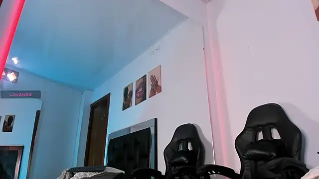 Liamsubtle01's Live XXX Chat