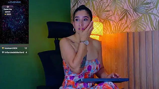 Chat XXX en directo de Sunny_River