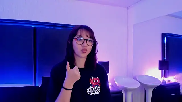 LilithBluum Live XXX-Chat