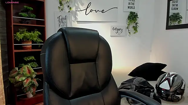Show de coby_cum na webcam