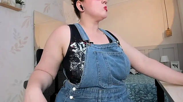 MartinaGuzmann's Live XXX Chat