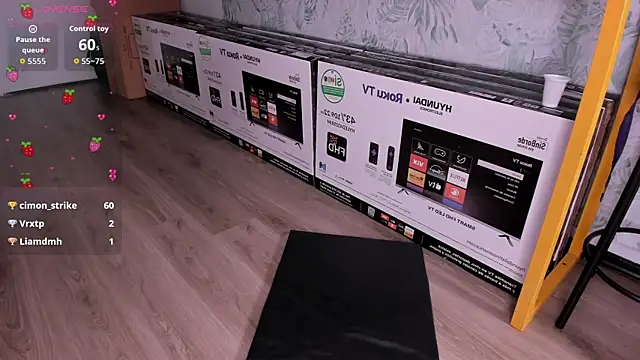Ambarina_ élő XXX-chatje
