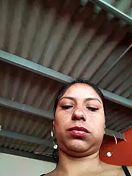 XXX chat uživo modela AngelicaStorms