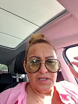 Isabellaa04 webcam show