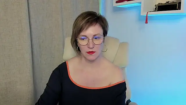 feliziaDesire Live XXX-Chat