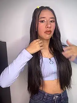 LilyRossi_'s Live XXX Chat