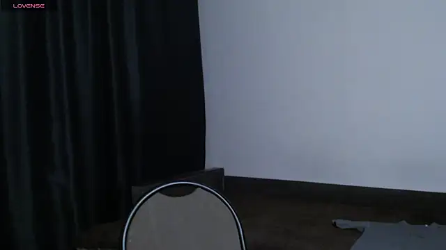 Dress_Air Webcamshow