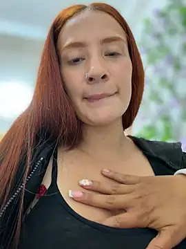 Samyra_Biker12 Show in webcam