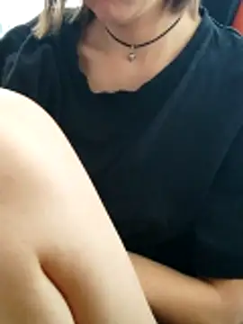 Aashikalaa Chat XXX in diretta