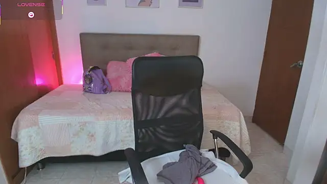 Вебкам-шоу Miley_Baker